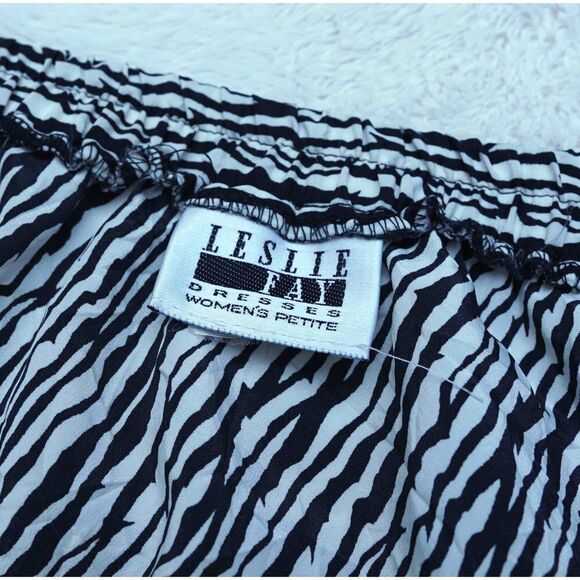 Vintage 90s Leslie Fay Zebra Print Stretch Waist Midi Skirt - Picture 4 of 6